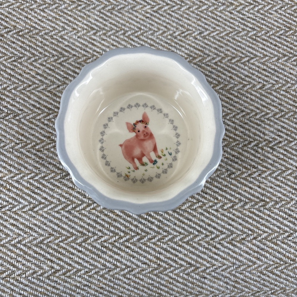 Pioneer Woman Ramekin Pig Plaid Gray Gingham Design Custard
